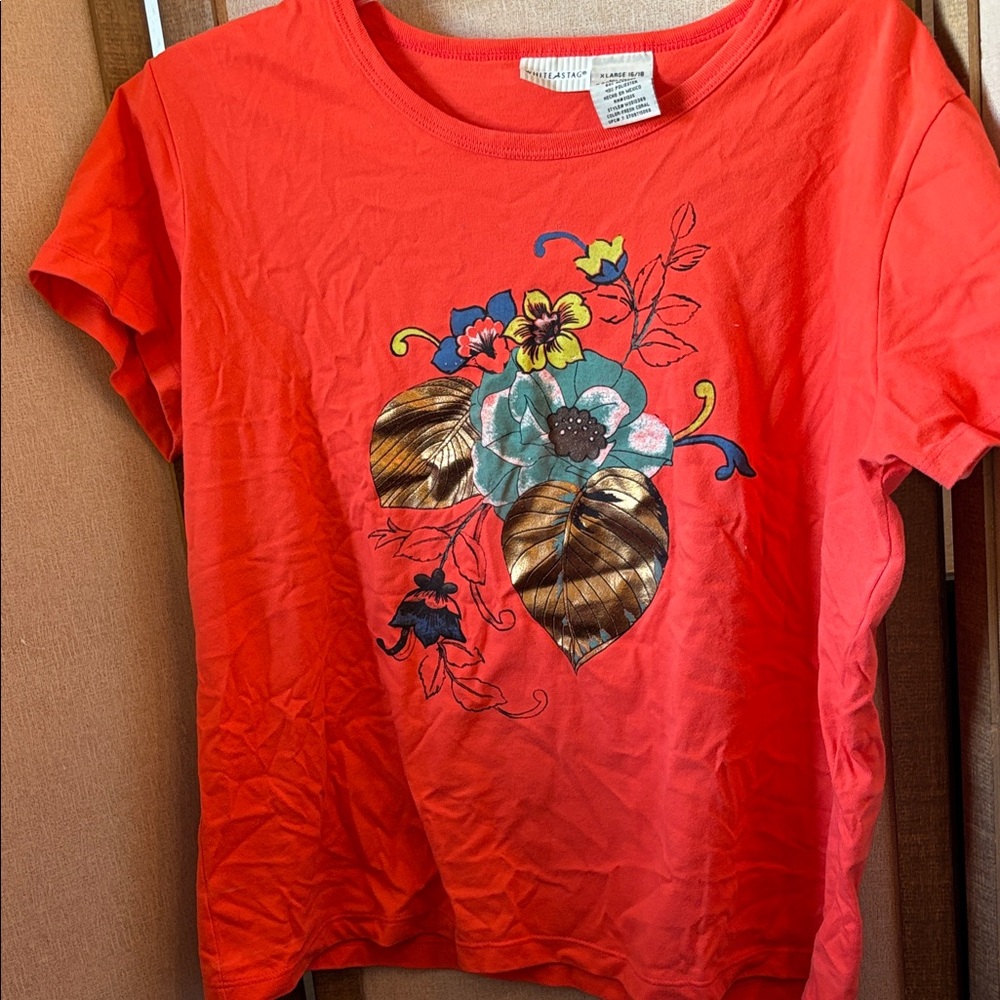 FINAL MARKDOWN White Stag orange Floral Tee xl